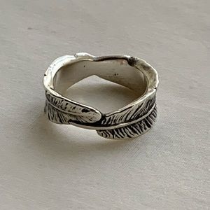 JAMES AVERY “Birds of a Feather” Ring